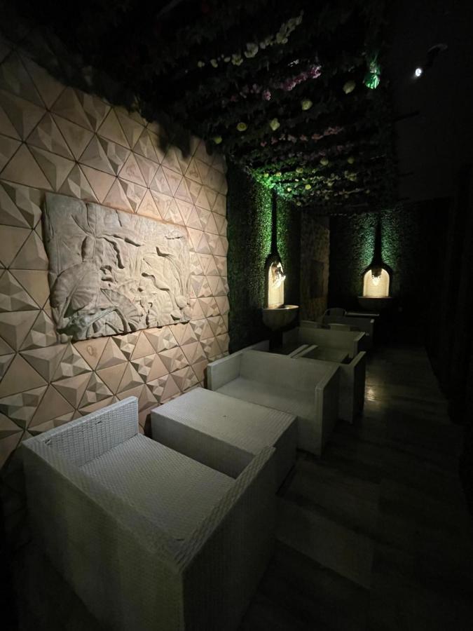 Villa Vista Islamabad Bagian luar foto