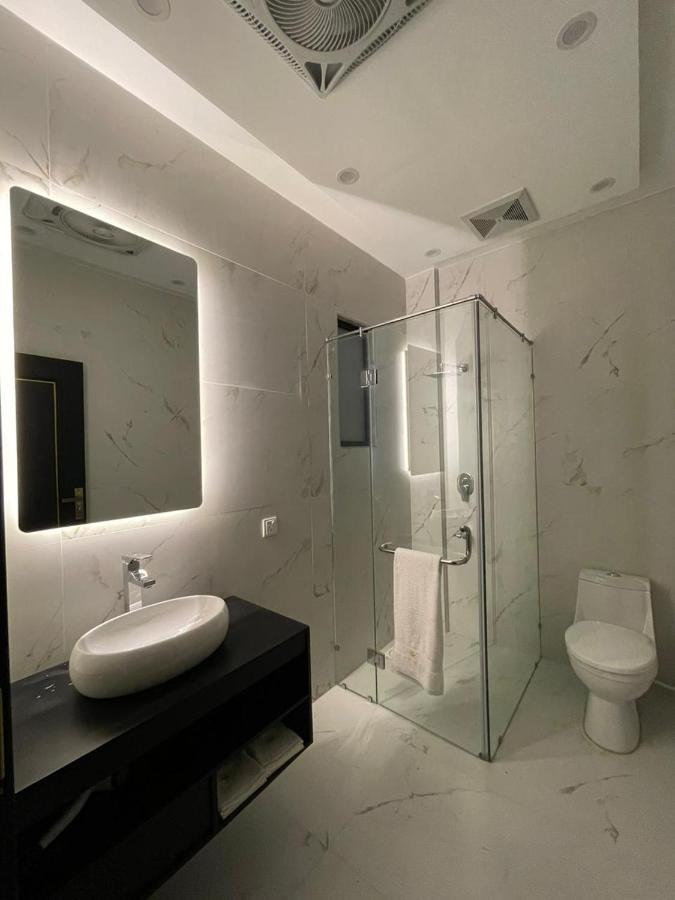 Villa Vista Islamabad Bagian luar foto