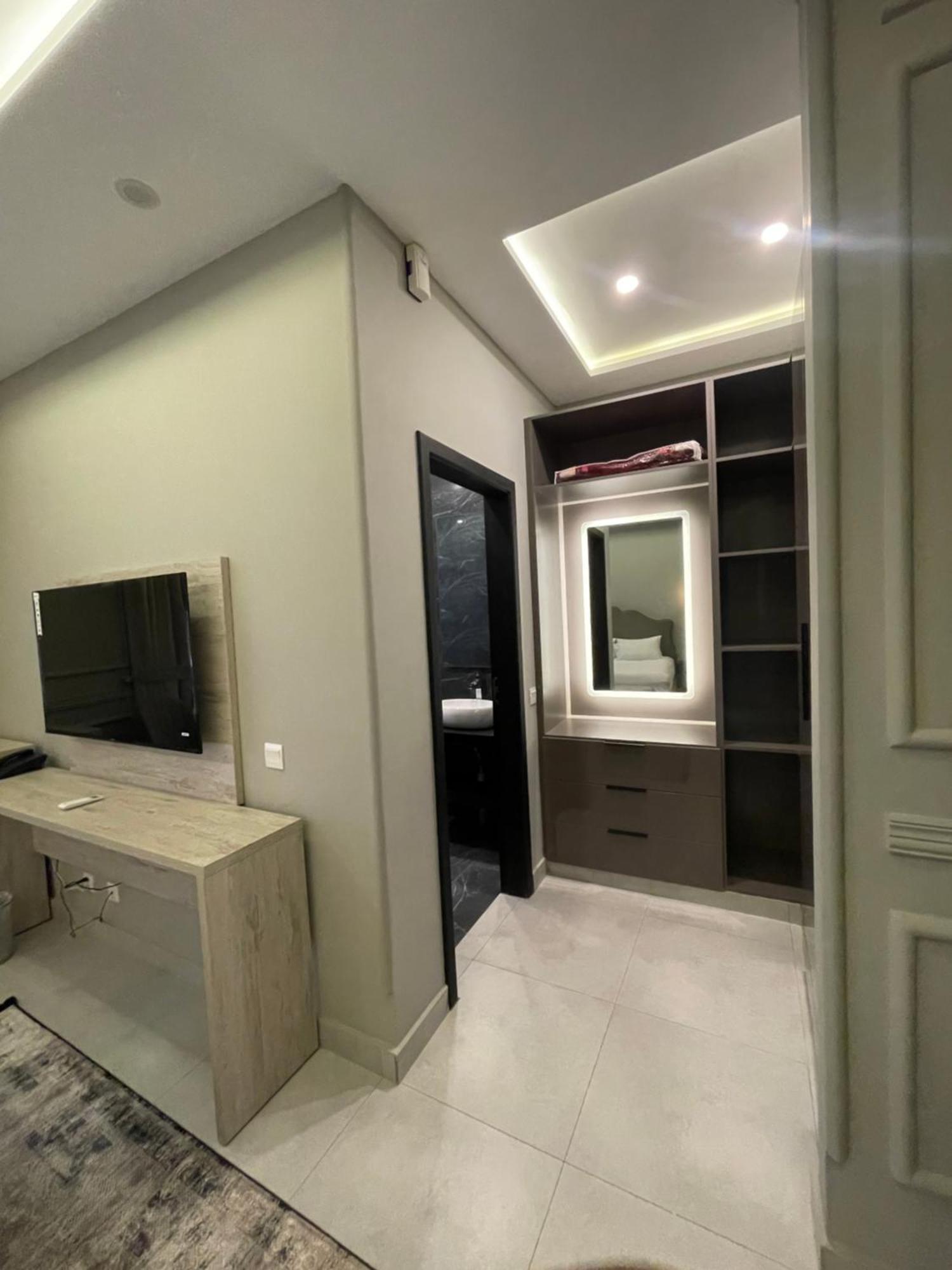 Villa Vista Islamabad Bagian luar foto