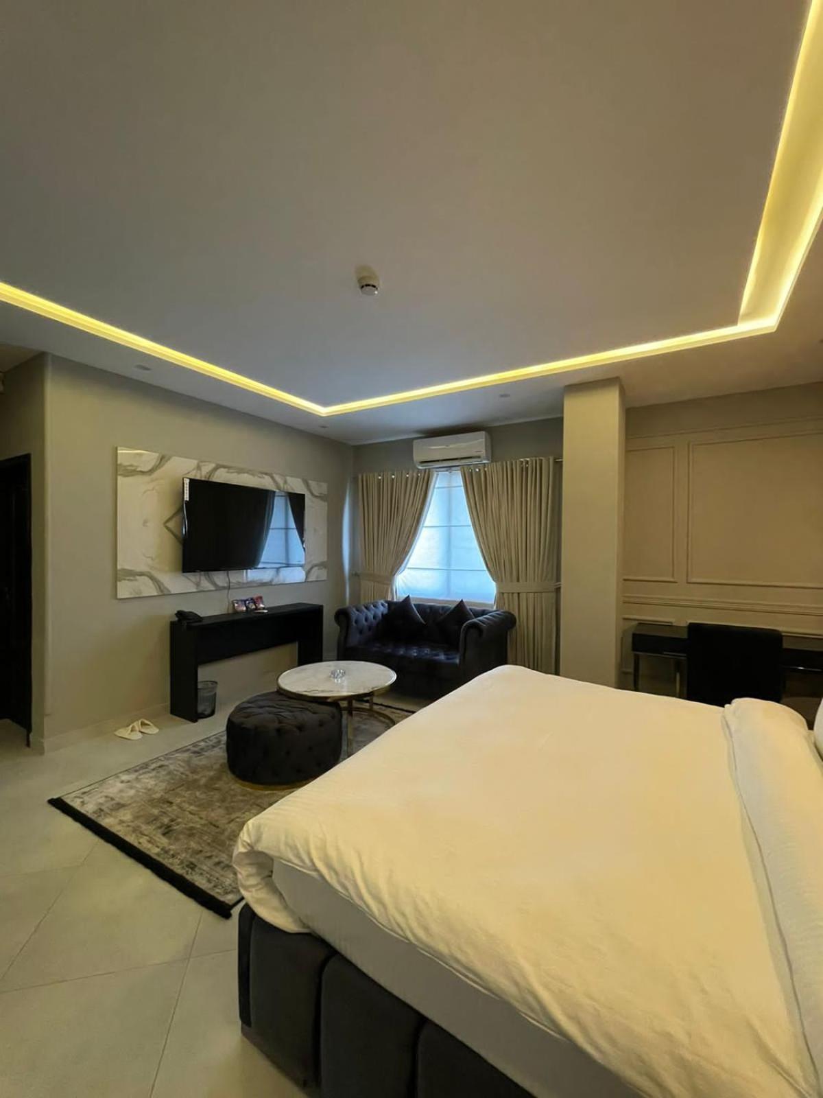Villa Vista Islamabad Bagian luar foto